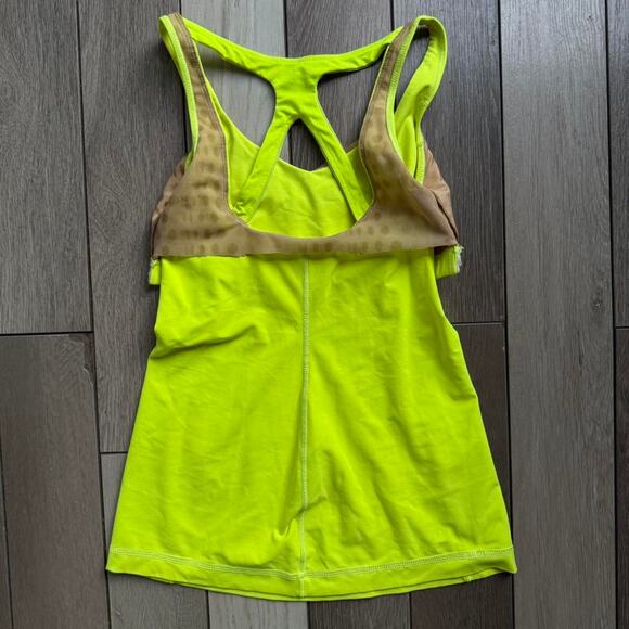 Lime green lululemon tank top - Picture 5 of 5